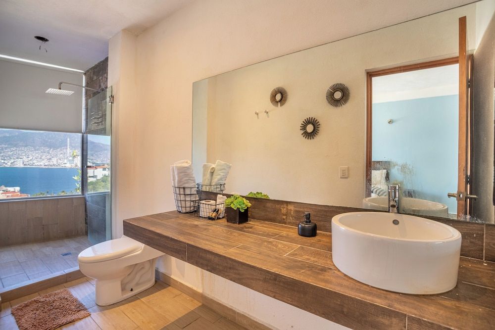 LUXO Villa Acapulco Zona Brisas Guitarrón Premium House 17