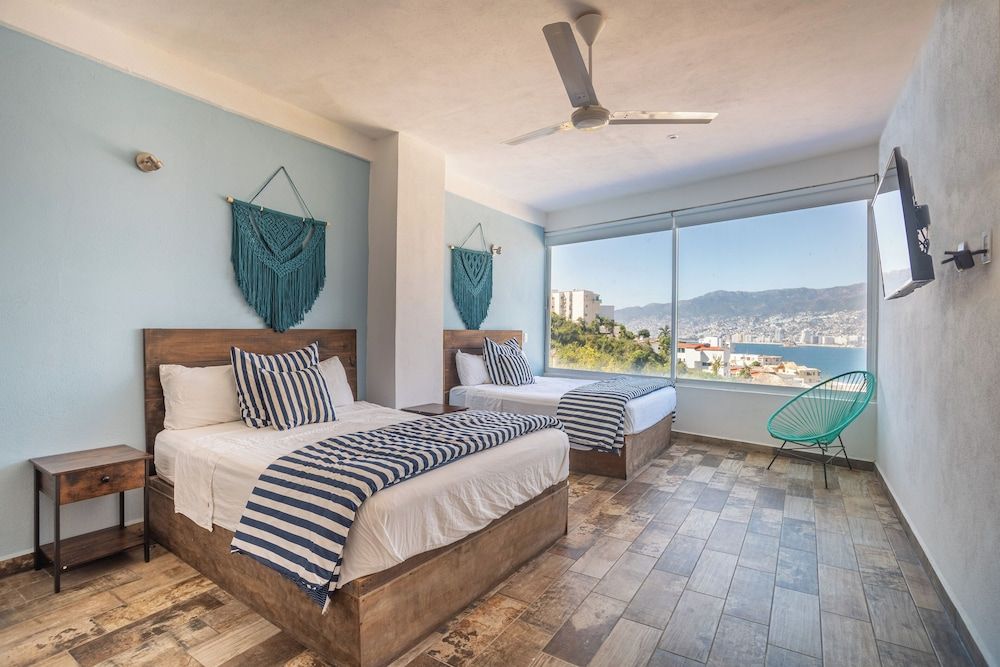 LUXO Villa Acapulco Zona Brisas Guitarrón Premium House 6