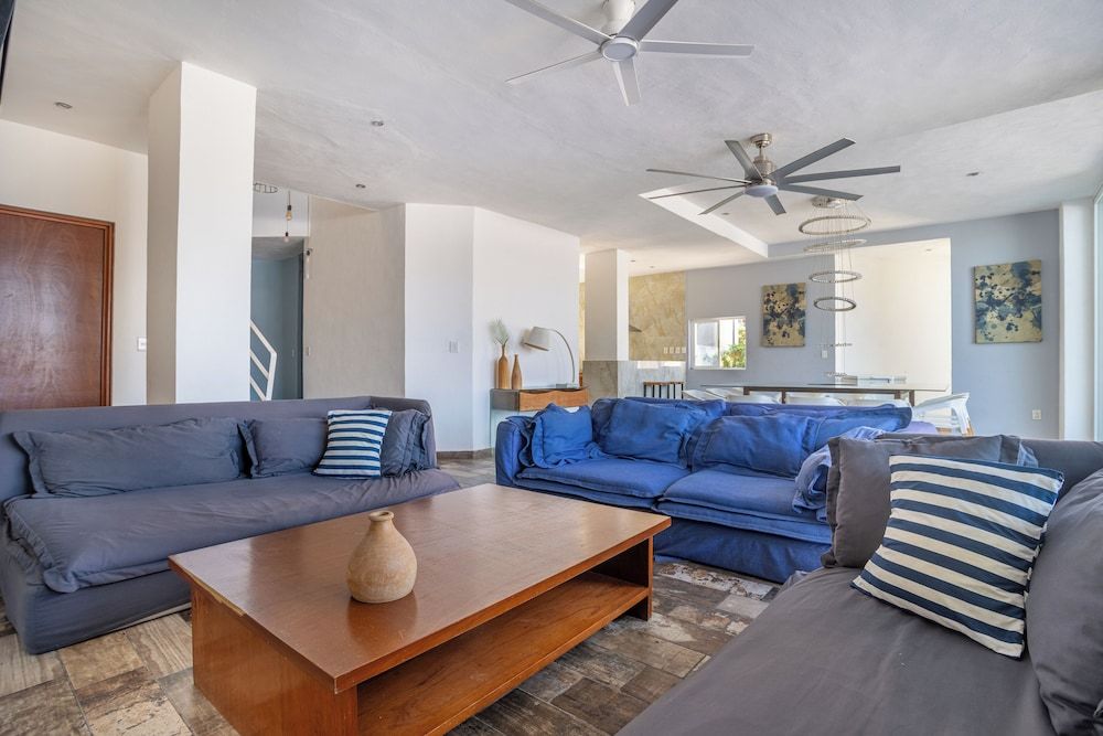 LUXO Villa Acapulco Zona Brisas Guitarrón Premium House 12