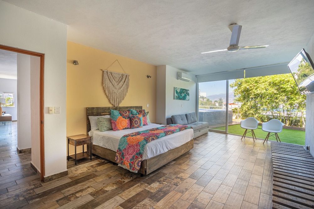 LUXO Villa Acapulco Zona Brisas Guitarrón Premium House 4