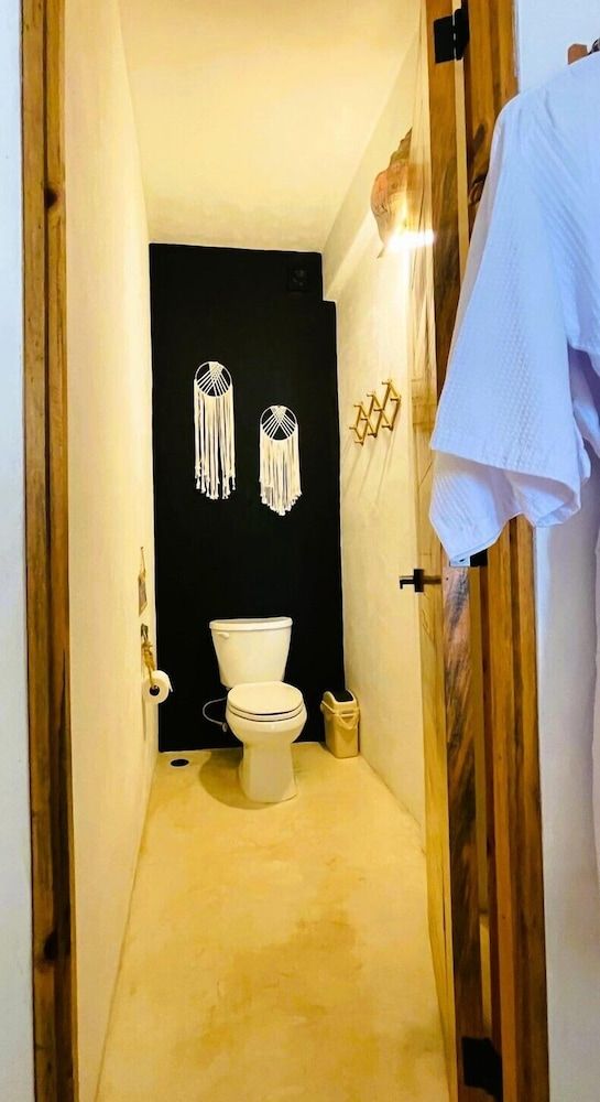 IKAL Island Garden - Adults Only Deluxe Studio, Garden View 19