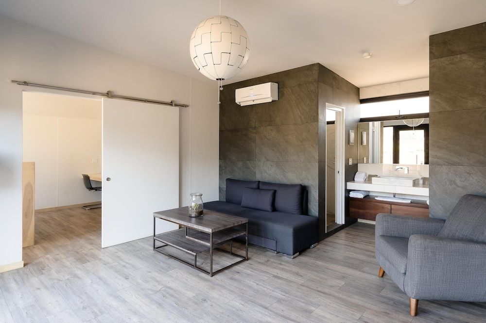 Deluxe Suite, 2 Bedrooms, Vineyard View