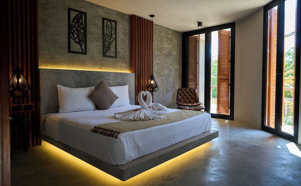 Deluxe Room, 1 King Bed