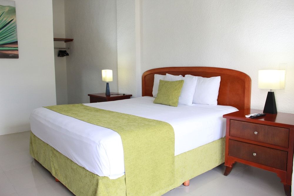 Sunlight Hotel Classic Room 4