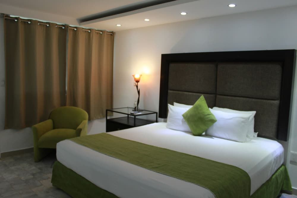 Sunlight Hotel Classic Room 7