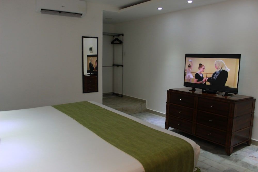 Sunlight Hotel Classic Room 6