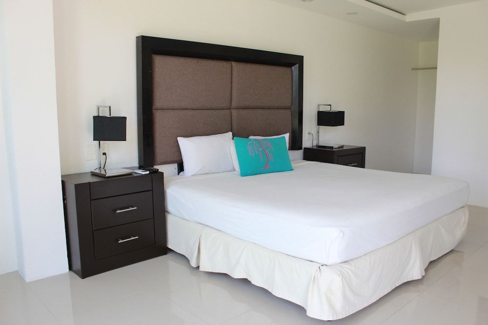 Sunlight Hotel Classic Room 3