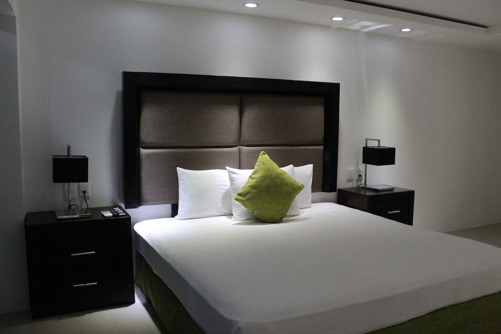 Sunlight Hotel Classic Room 5