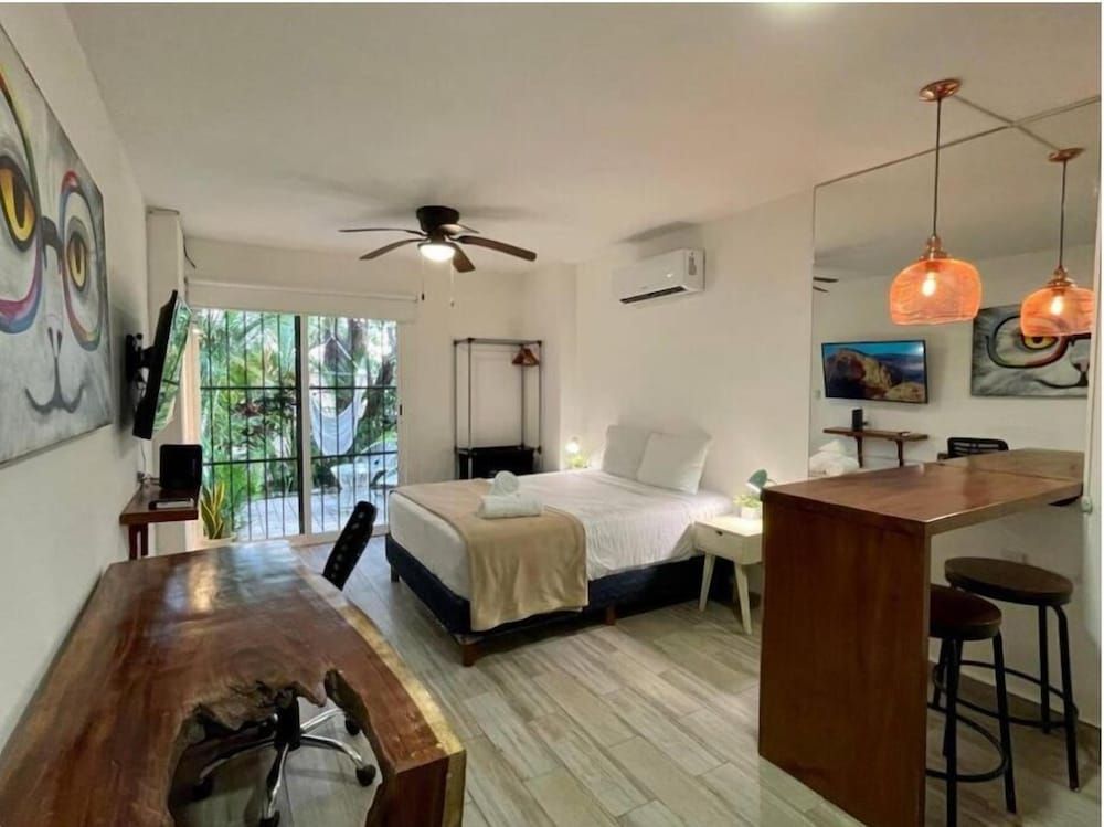 Miramar by Zamá Homes THE TROPICAL ONE 3