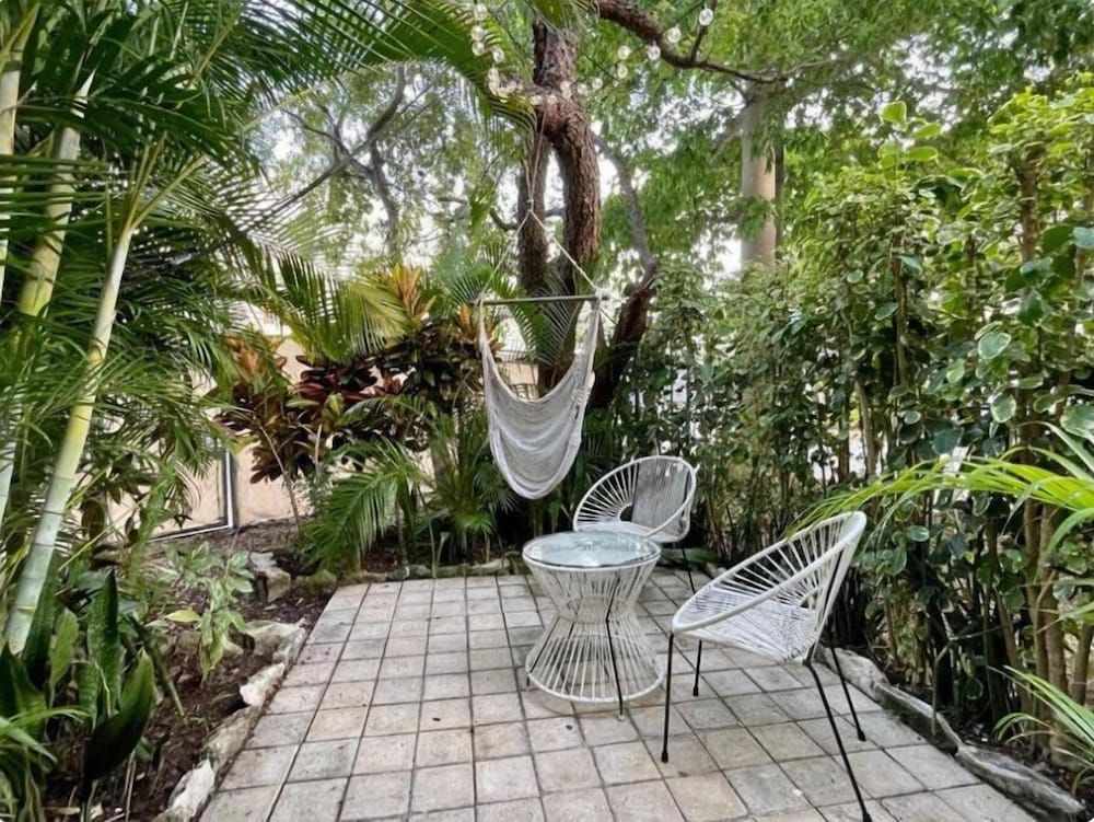 Miramar by Zamá Homes THE TROPICAL ONE 10