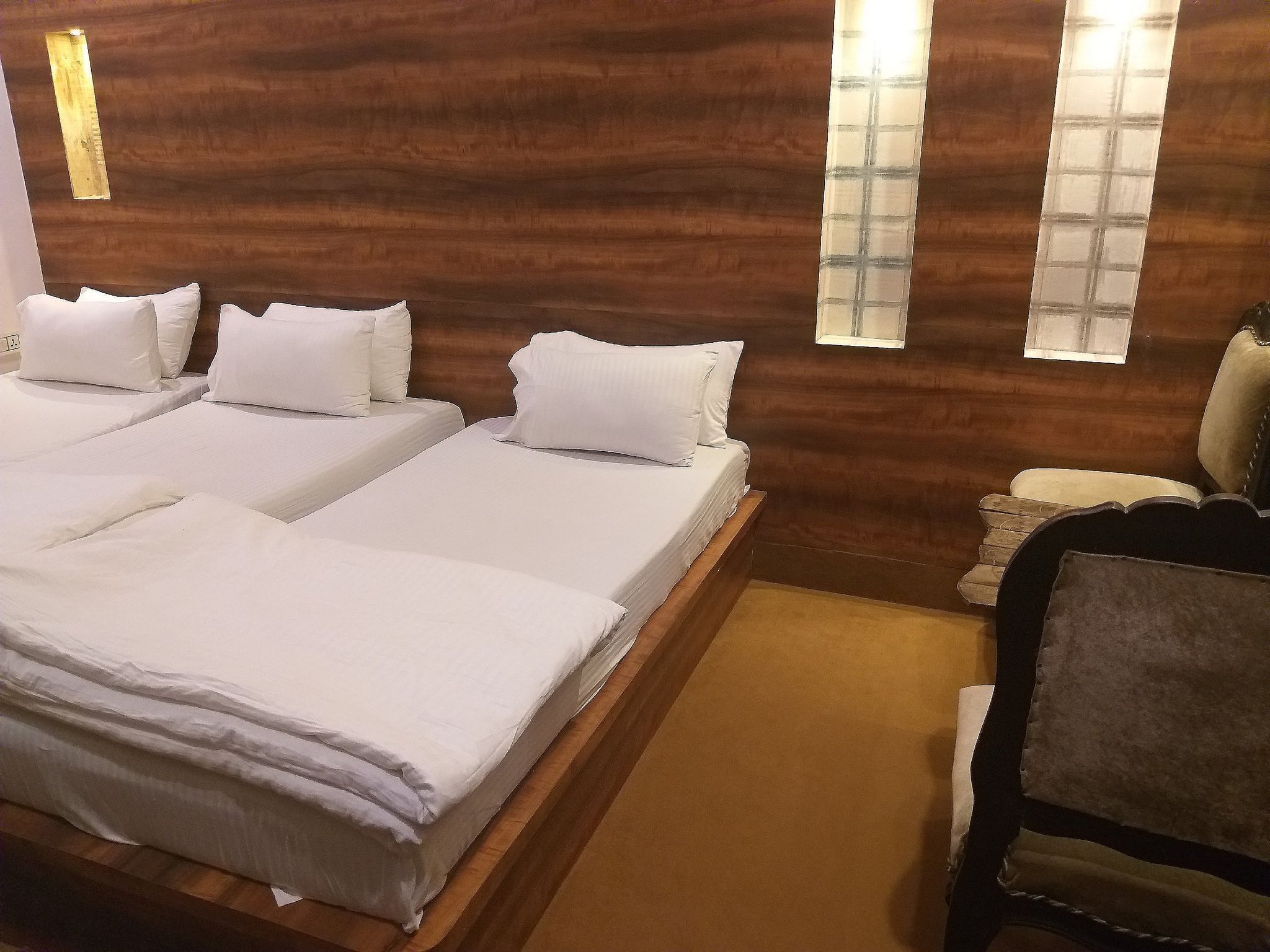 Budget Nomad Room (Non -AC)