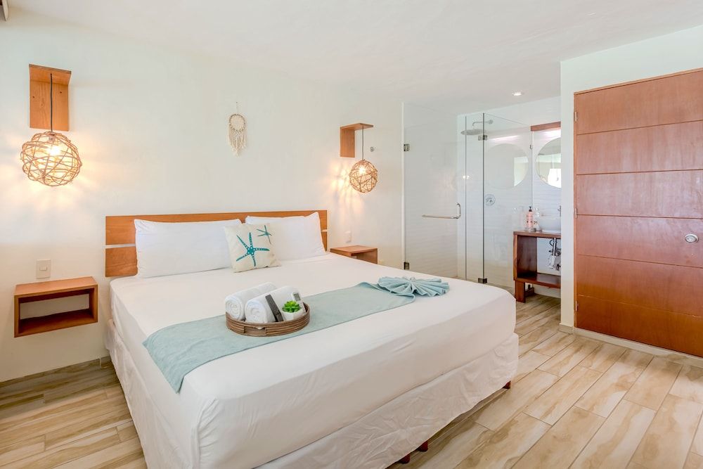 Ocean plaza by Zamá Homes THE COCONUT ONE 3