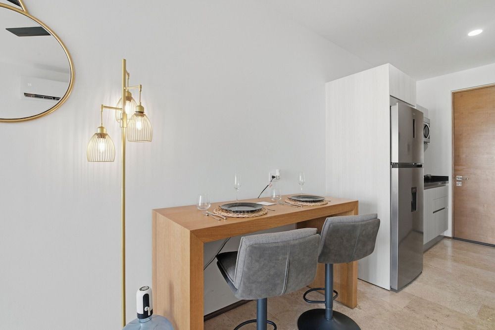 Sea Tower by Casago Superior Studio, Balcony, Partial Ocean View 14