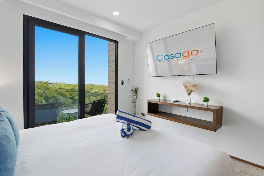 Sea Tower by Casago Superior Studio, Balcony, Partial Ocean View 5