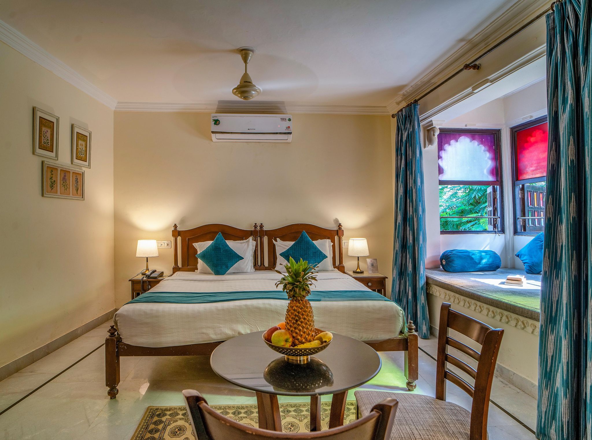 Deluxe AC Room