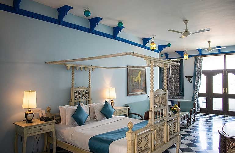 Majestic Lake View Suite With Balcony