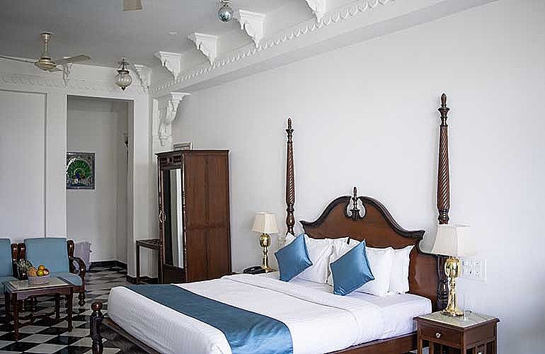 Serene Lake View Suite With Balcony