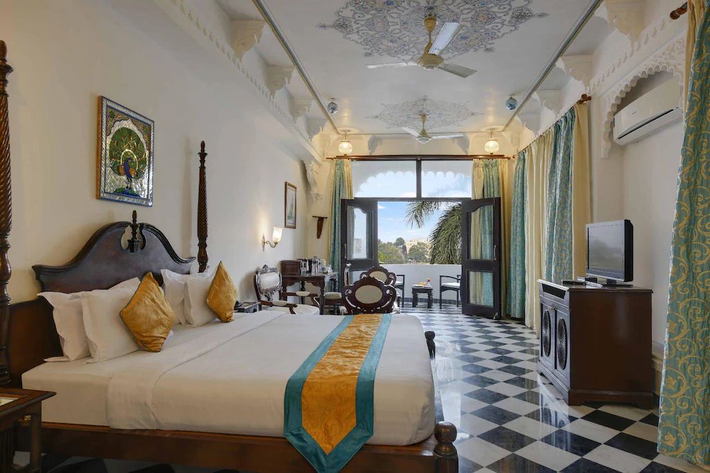 Serene Lake View Suite With Balcony