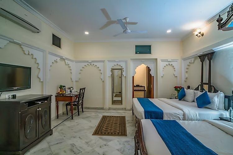 Family AC Suite