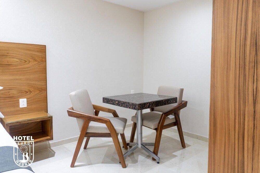 Hotel Euro Madrid Luxury Suite 4