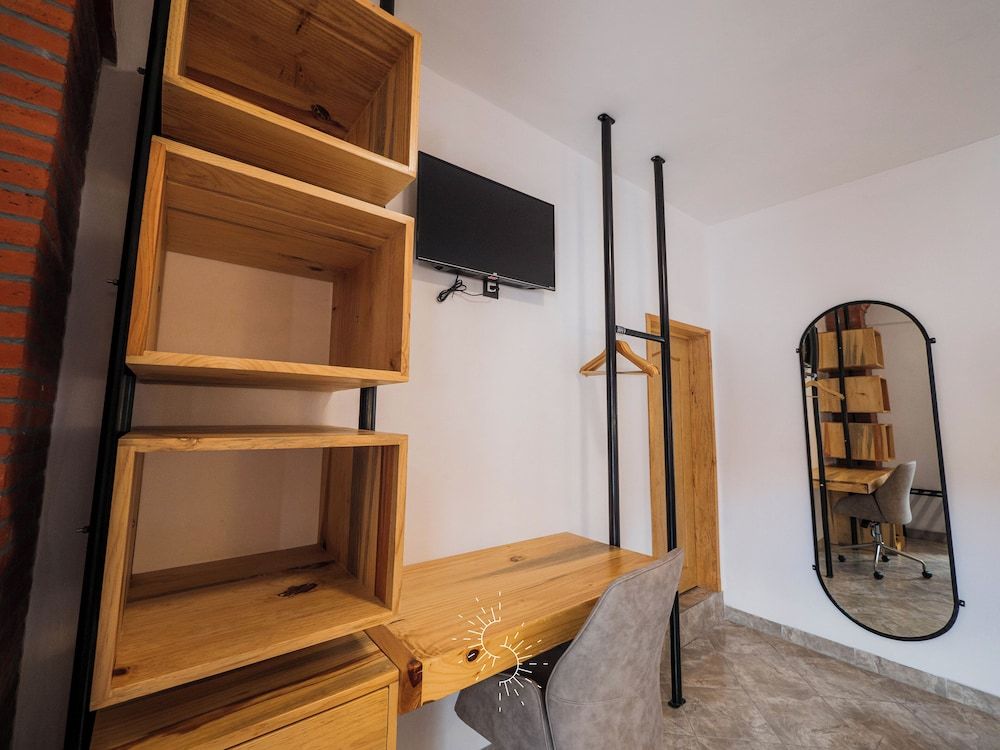 Deluxe Suite, Balcony, Mountain View