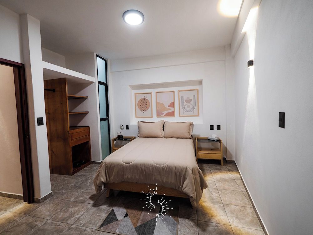 Standard Suite