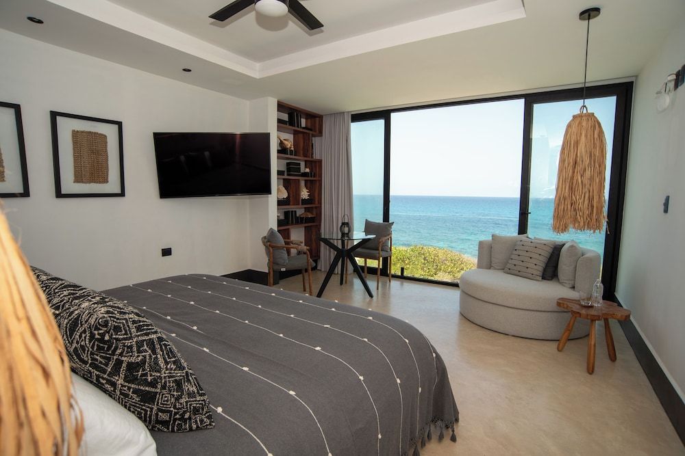 Luxury Apartment, 3 Bedrooms, Sea View, Tower