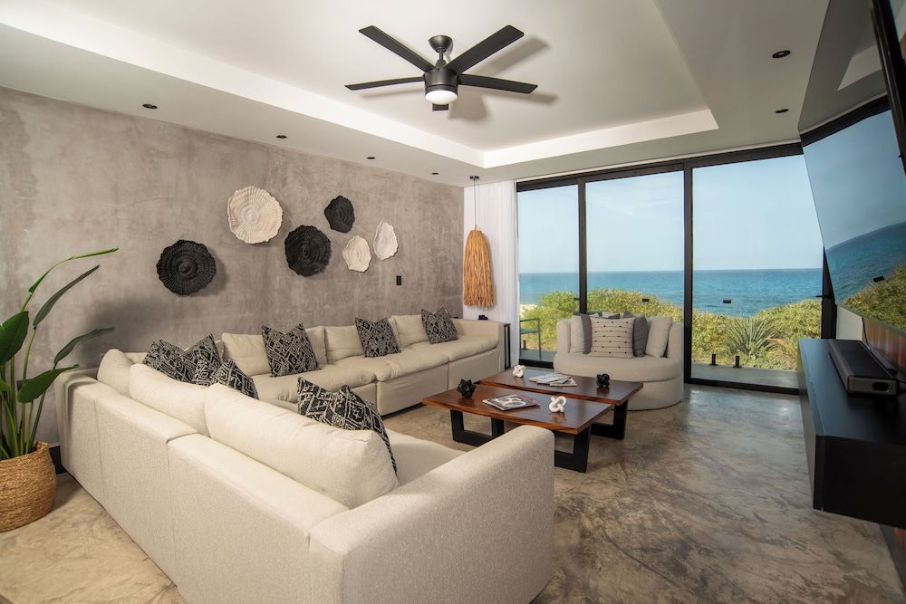 Design Apartment, 2 Bedrooms, Balcony, Sea View