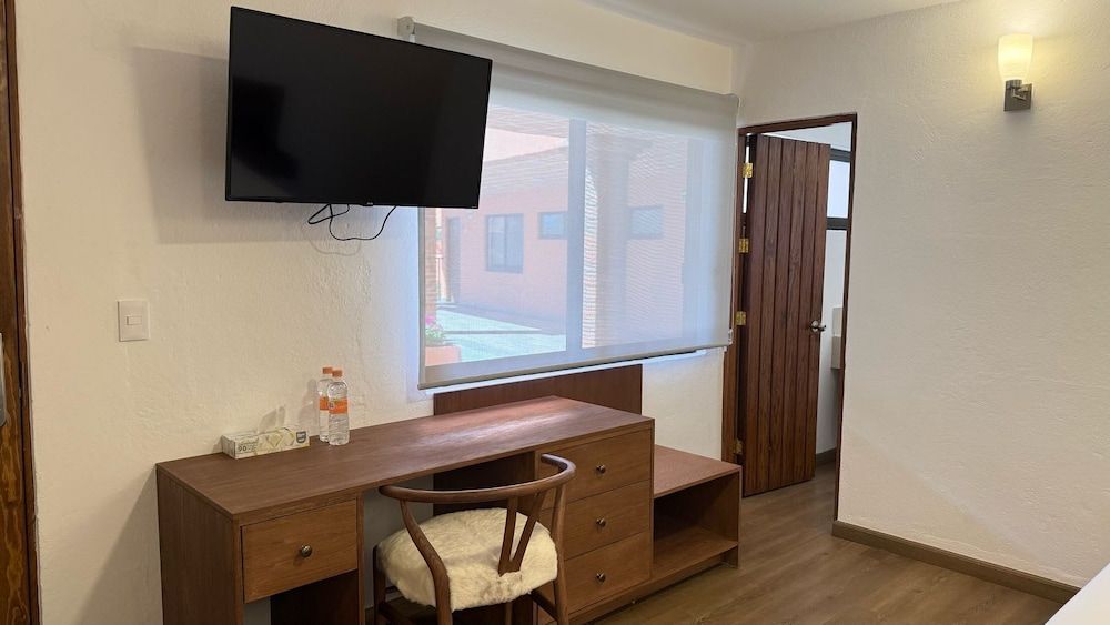 Hotel La Querencia Standard Room 2