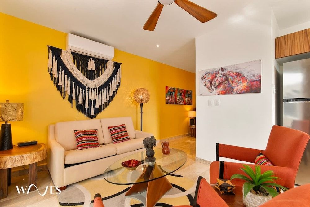 Apartment, Smoking