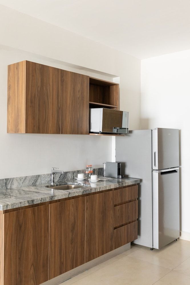 Soleare Hotel Boutique Deluxe Double Room, 1 King Bed, Private Pool, Beach View 3