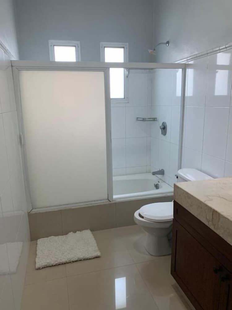 Villa Segovia Cozumel Comfort Quadruple Room 13