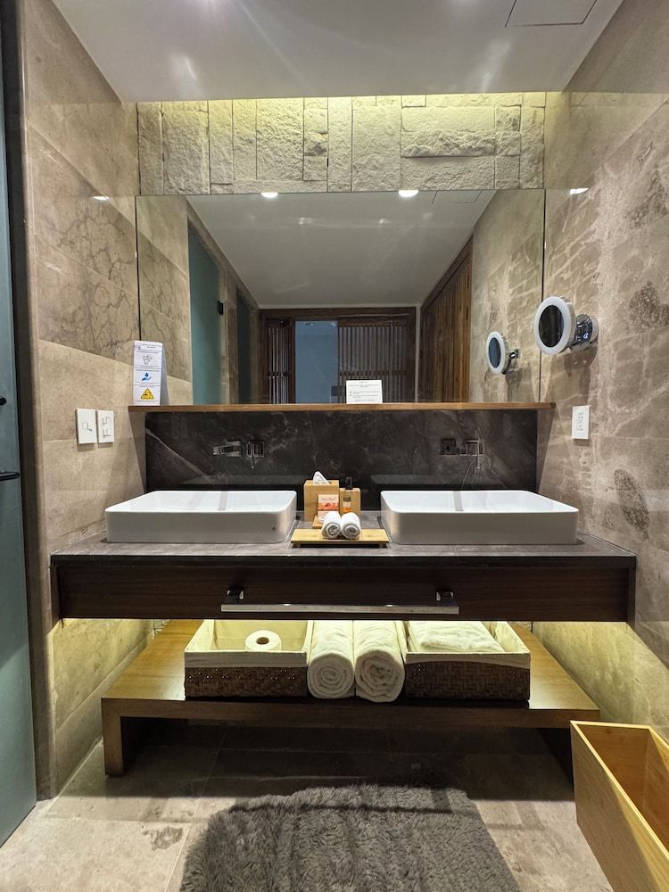 Hotel Mundo Maya Palenque Deluxe Double Room, Balcony, Garden View 11