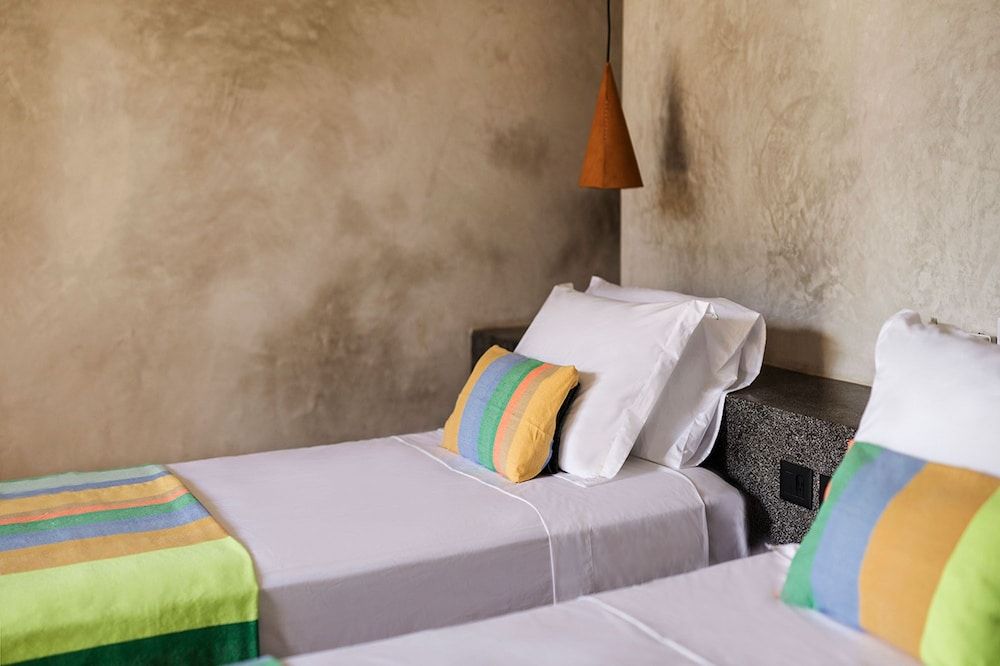 BÁSICO PIXOY HOTEL Standard Room, Multiple Beds, Garden View 4