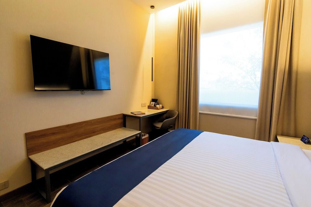 Hotel Soretti Basic Room, City View 8