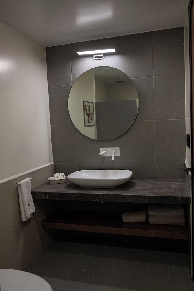 Hilaria Standard Room 11