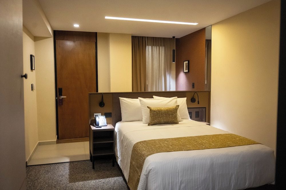 Hilaria Standard Room 4