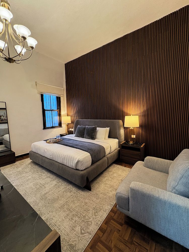 Mina Suites Barrio Antiguo