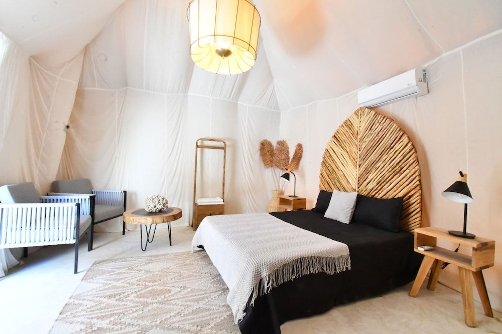 Arena y Mar Seaside Glamping Adults Only Superior Tent 7