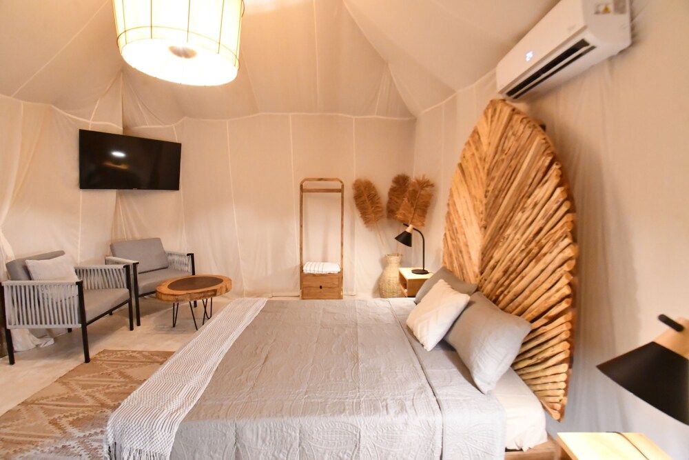 Arena y Mar Seaside Glamping Adults Only Standard Tent 2