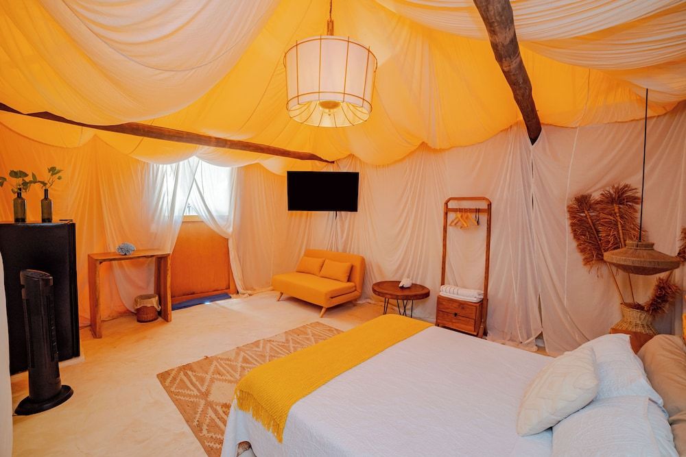 Arena y Mar Seaside Glamping Adults Only Deluxe Tent 25