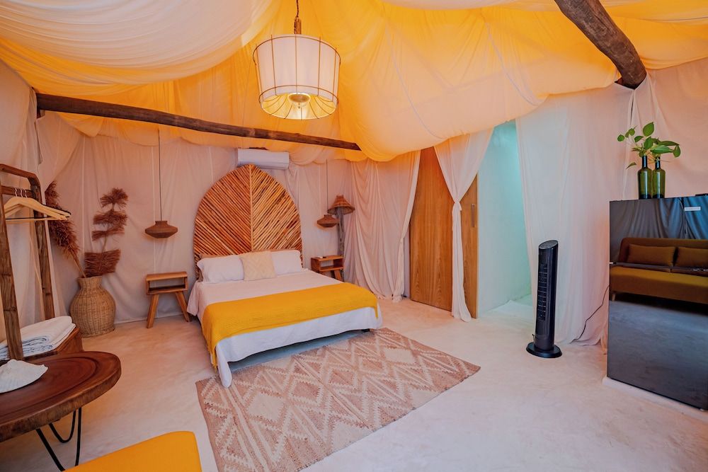 Arena y Mar Seaside Glamping Adults Only Deluxe Tent 27