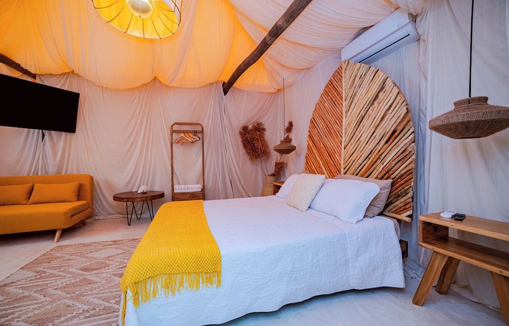 Arena y Mar Seaside Glamping Adults Only Deluxe Tent 28