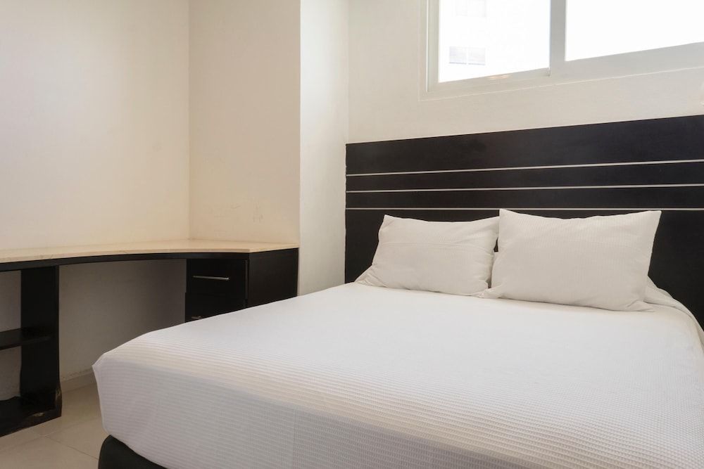 Amara by Andiani Deluxe Condo, Ocean View 5