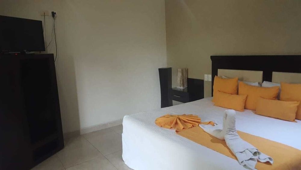 Hotel GYA Boutique Junior Suite