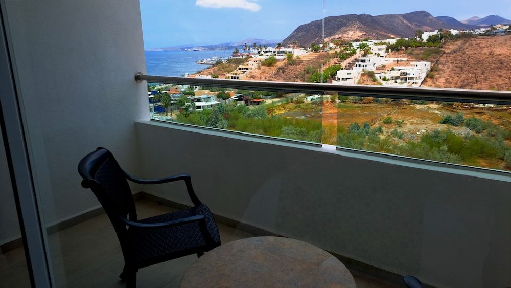 Hotel HBlue Malecón Superior Double Room 5