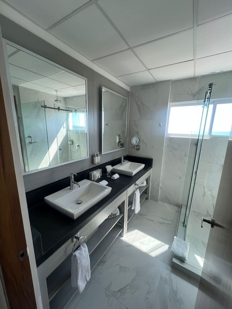 Hotel HBlue Malecón Superior Double Room 8