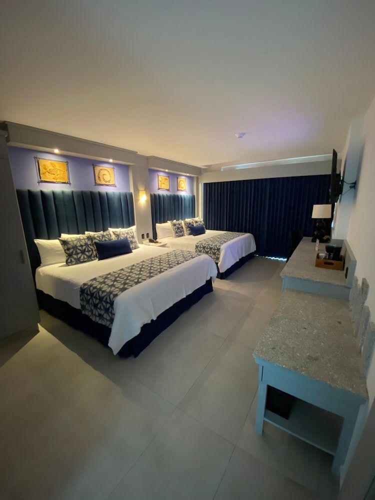 Hotel HBlue Malecón Standard Double Room 3