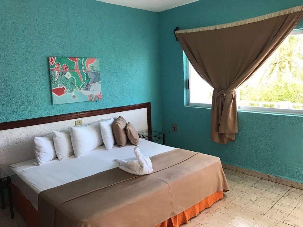 Traditional Double Room, 1 King Bed, Balcony, Garden Area