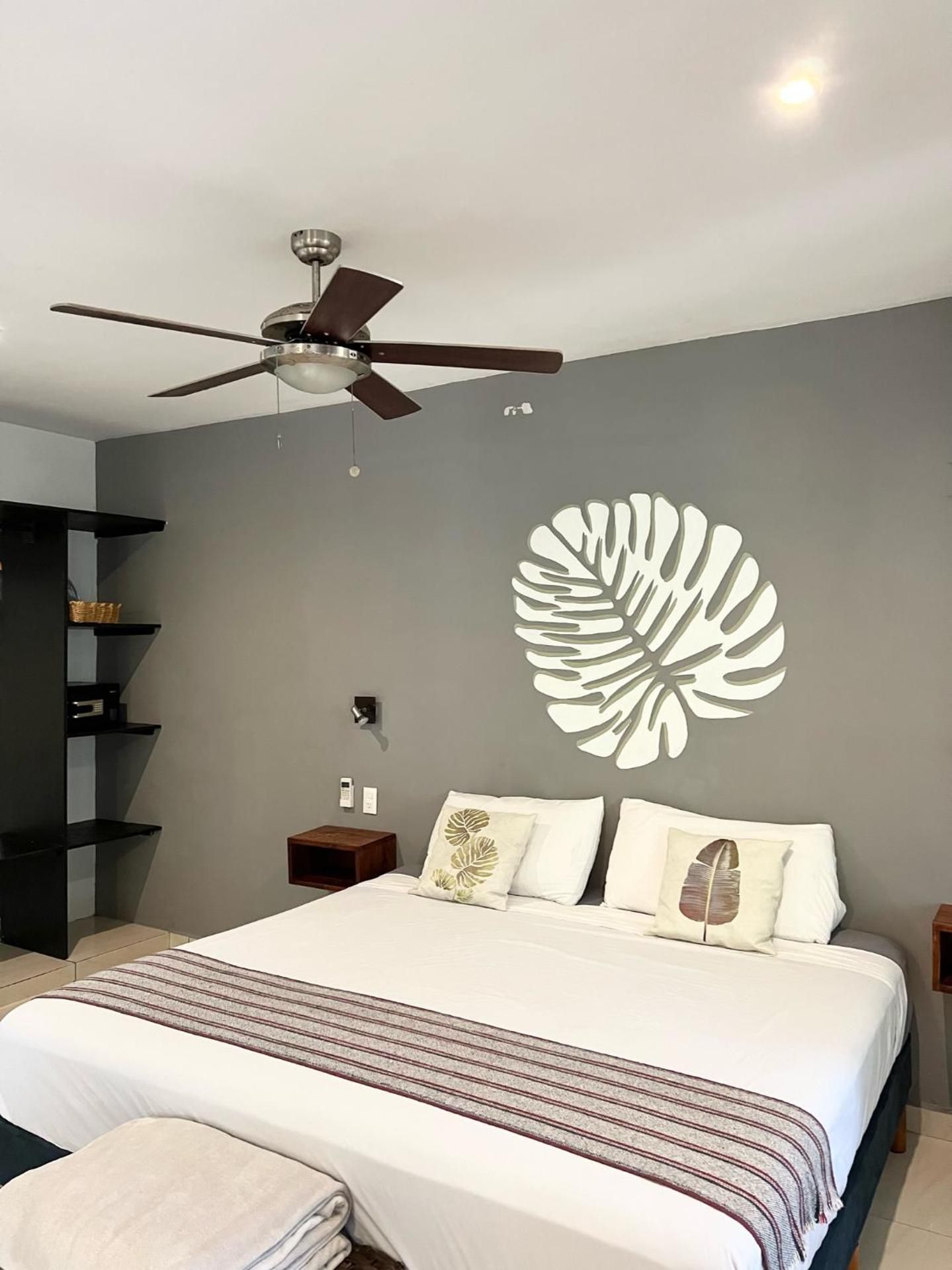 Maya Eco Village Deluxe Bungalow Kitchenette